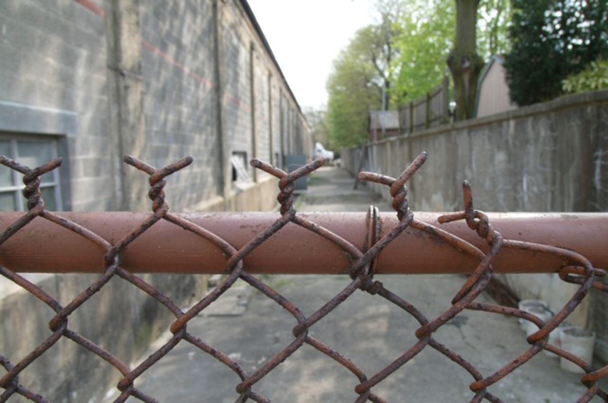 gate