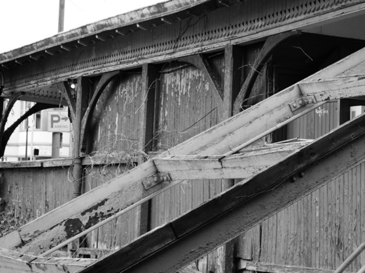 Chestnut Hill Station