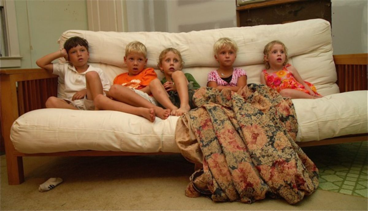 kids on couch